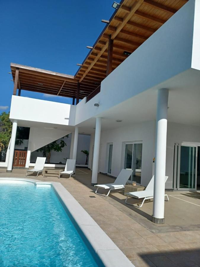 Villa Lanzarote Puerto Calero Exterior foto